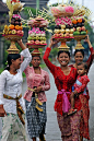 【印度尼西亞】賣水果的婦女（巴厘島）