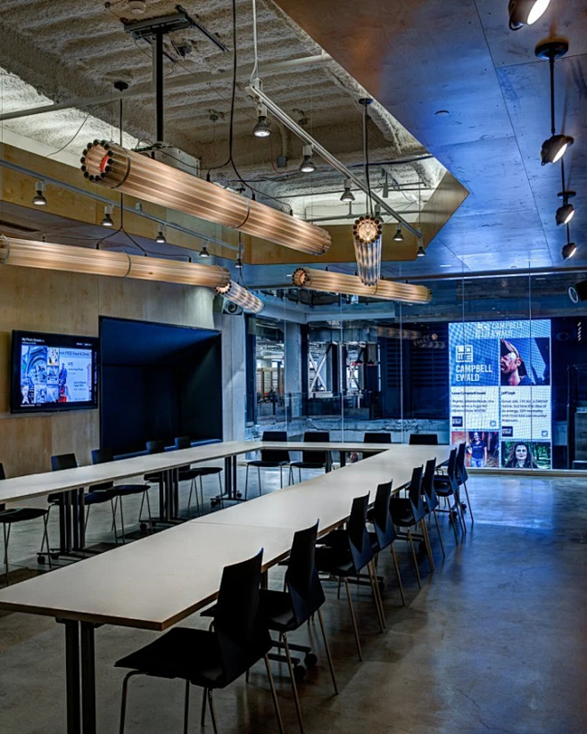 Lowe Campbell Ewald office by Neumann Smith Architecture Detroit US 04 ...