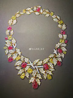 珠宝设计超话珠宝手绘超话 结课快乐，同学们 ​​​​