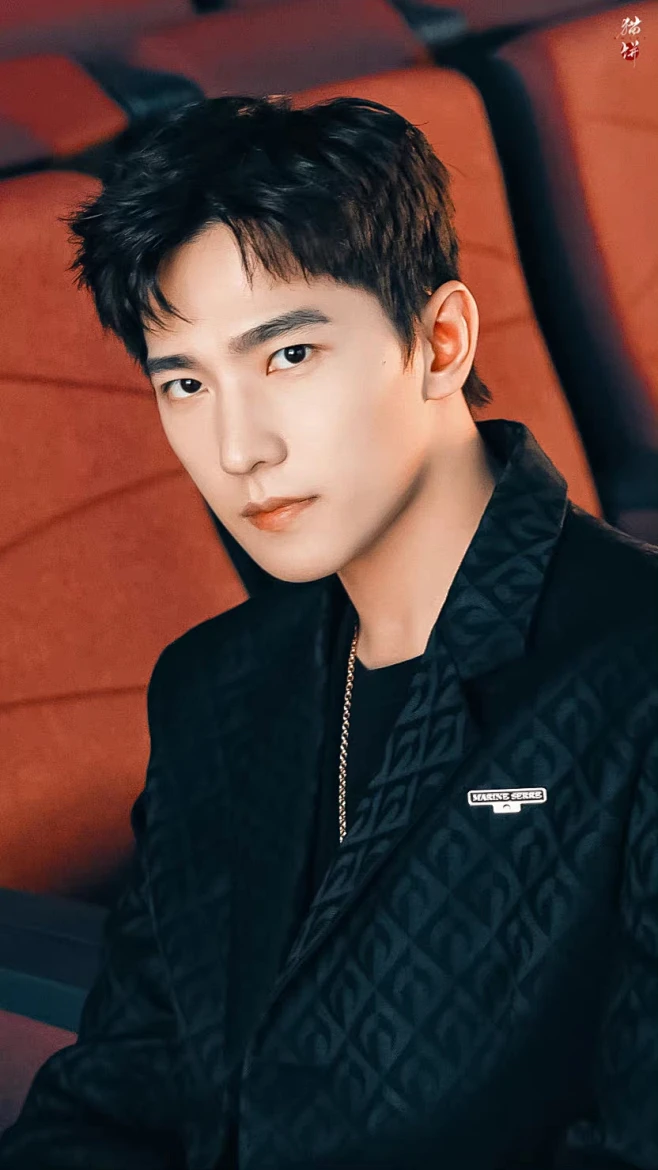 #明星壁纸#杨洋-花瓣网