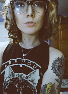洋氣妮°采集到Those pretty tattoos
