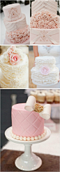 几款粉红色的婚礼蛋糕，精致小巧，甜品控粉红控们喜欢吗？