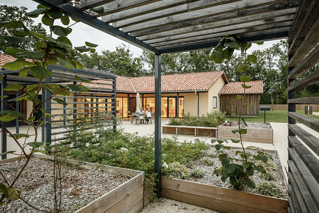 002-village-landais-...