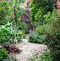 Beautiful Small Cottage Garden Design Ideas 280