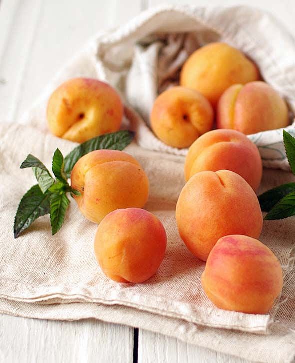 apricots: