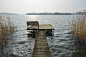 木质码头与长凳，Zarrentin am Schaalsee，西波美拉尼亚，德国由Radius Images在500px