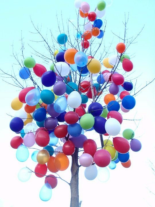 Balloon Tree by cdod...