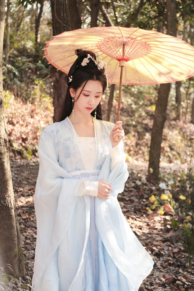 陈都灵 长月烬明