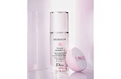Christian DiorDior迪奥雪晶灵系列 – 雪晶灵亮肤绽放修颜乳 SPF30+ PA+++ : 探索Dior迪奥雪晶灵系列并在Dior迪奥网上精品店选购。在Dior迪奥网站探索视频、雪晶灵亮肤绽放修颜乳 SPF30+ PA+++教学和美颜建议。