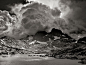 October 14，2012

夏末，Garnet湖上空的雷雨云。

摄影：Peter Essick