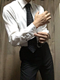 #匠人分享# #绘画资料参考#    男式衬衫在不同动作下的褶皱参考 ​​​​