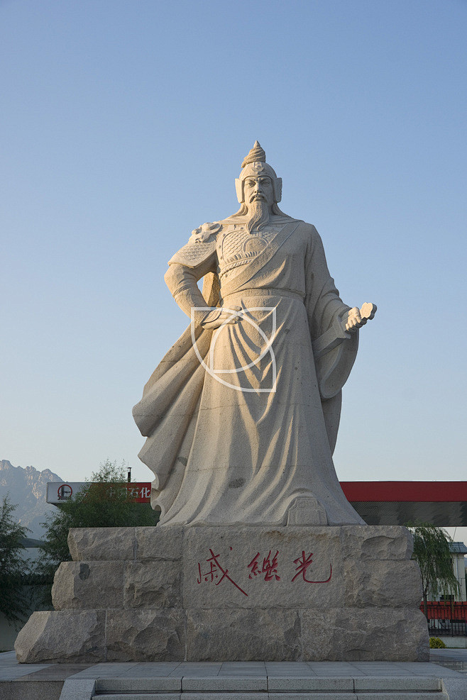 北京古北口戚继光雕像