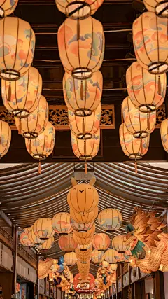 祝兔年：玉兔吉祥、兔... - @一个会发光发热的小太阳的微博 - 微博