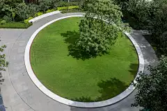 北京首创天禧 TIANXI PALACE / 奥雅L&amp;A :   奥雅 ：首创天禧是一个改造项目，在多年前已经热销，部分落座业主早已全面入住。但当时的室外景观环境已经完全不能与现在定位相匹配，需要重新对空间进行审视和梳理。景观的改造和升级，是对新业主的一份邀约，是对一直居住在这里的业主的一份承...