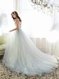 全美第一大婚纱礼服制造商Mon Cheri旗下的婚纱品牌Sophia Tolli 2015 SS, 美到友尽~~~#优雅# #时尚新娘# @成都上锦婚纱定制 