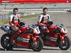 意大利赛车杜卡迪(Ducati)壁纸桌面壁纸2