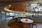 凸起的住宅 / UID建筑事务所/Pit House / UID Architect ... 

      建筑设计：UID建筑事务所  地点：日本，冈山  主管建筑师：Keisuke Maeda 前田智和（音）  面积：115平方米  年份：2011  摄影：Koji Fujii / Nacasa ＆ Partners  顾问：小西结构工程公司  总承包商：中村建设公司  场地面积：232.12平方米         别墅位于冈山省濑户内海附近。场地在一座阶梯形小山丘上......