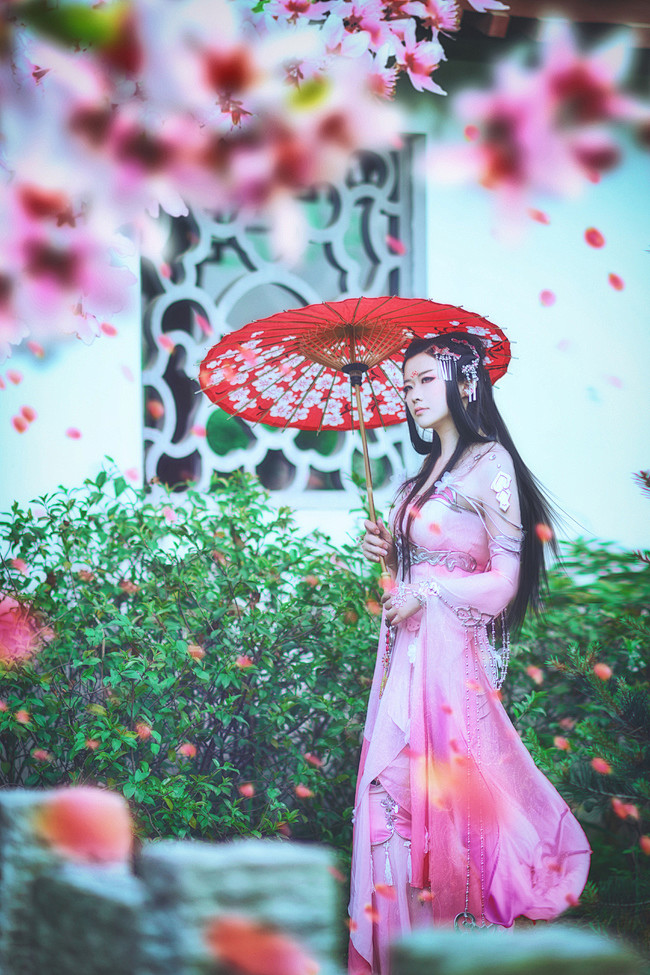 夜桦楚歌的cosplay预告 秦风秀娘-...