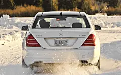 2013款奔驰S级高清壁纸图片桌面壁纸3