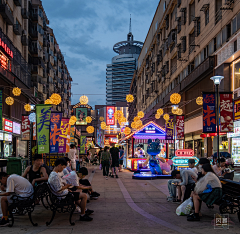 杜鹃与🦌采集到现代街道小巷子