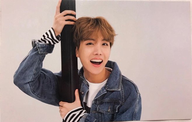 BTS Japan Official F...