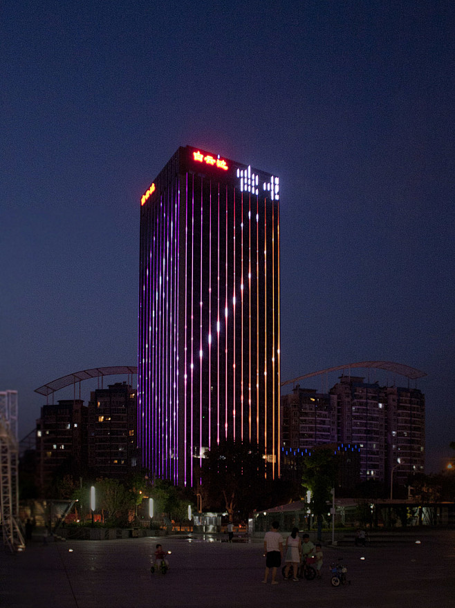 白云边集团办公大楼夜景照明工程2018神灯奖申报工程阿拉丁照明网