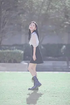 章若楠超话✨ #章若楠1114生日快乐# ✨ #章若楠如果声音不记得#

章若楠||工作室||调修壁纸

禁快转·禁二改，抹水印·二传标出处·禁商用
(别快转！否则拉黑处理)
...展开全文c
