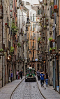Streets of Gerona, Spain (by Daniel Horacio Agostini)