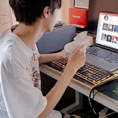 个性头像 综合头像 非主流头像分享，文字图片、文字美图、唯美图片、小清新美图、小清新插画、文字图、文字控、文字图片、文字排版、文字设计、文字壁纸、唯美文字、那些感动文字、文字壁纸、唯美文字、文字海报、手写文字、美文美图、美文、句子、搞笑、女性唯美图片、唯美意境图片、唯美图片大全、唯美动漫图片、唯美的句子、非主流图片唯美、唯美古风图片、文字图、手写、语录、情感、英文、文字句子、手绘、素描、水彩、彩铅、油画、版画、绘画教程文字控图片、文字控头像、文字控壁纸、唯美文字控图片
