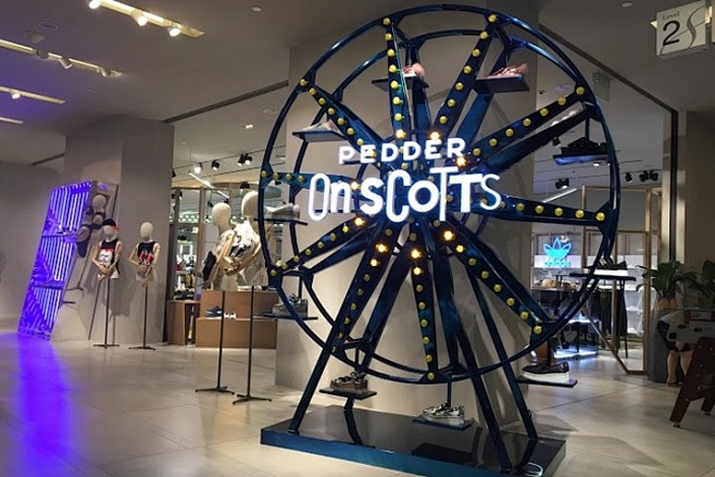 新加坡斯科特皇家广场Pedder品牌陈列...