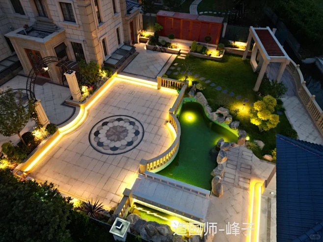 欧式花园夜景：