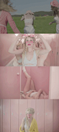 法国歌手Petite Meller 独特的哲学系怪诞少女 声音甜腻的像一缕缕缠绕起来的粉红色棉花糖 她的MV有趣又好看 实在太喜欢 ～ ​​​​