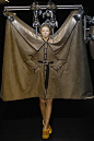 Viktor & Rolf Fall 2007 Ready-to-Wear Fashion Show : See the complete Viktor & Rolf Fall 2007 Ready-to-Wear collection.