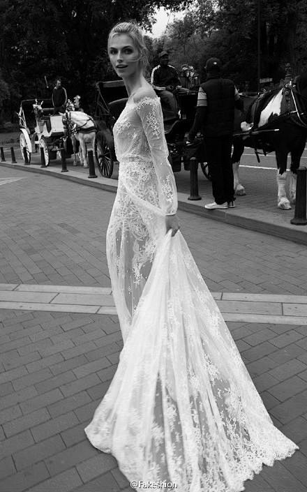Collection. Inbal Dr...