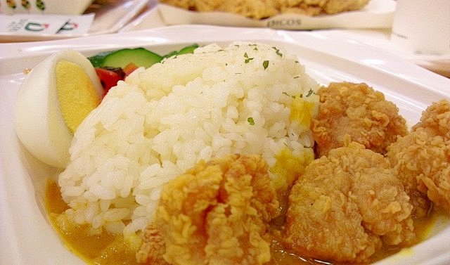 德克士咖喱鸡块饭膘哥一眼