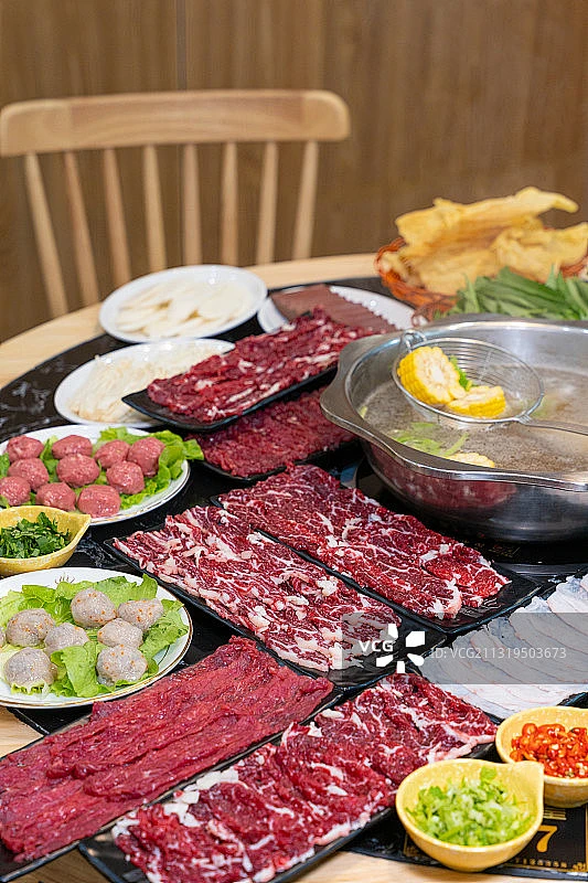 现切潮汕牛肉火锅图片素材-花瓣网