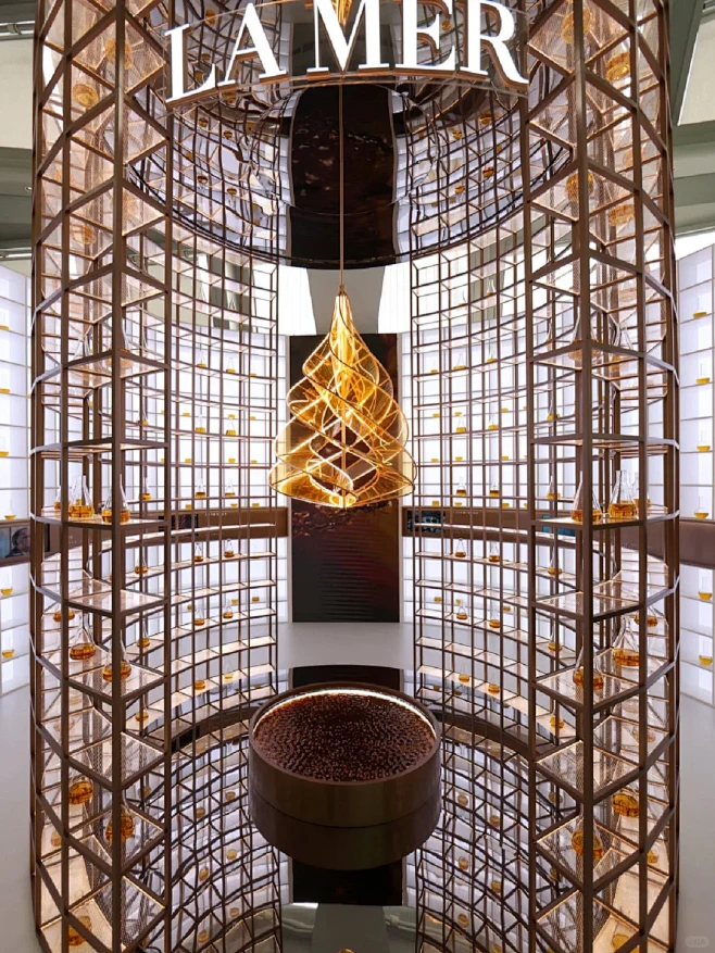 海蓝之谜精华上市发布会 - 小红书-花瓣网