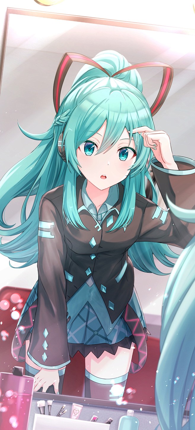 ゐ透   二次元少女
动漫壁纸   初音...