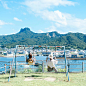 Photo by 新潟県出張フォトグラファー / Nagashima miki on December 31, 2023. May be an image of 2 people and cloud.