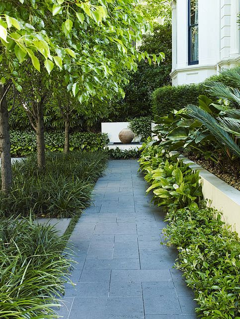 garden path