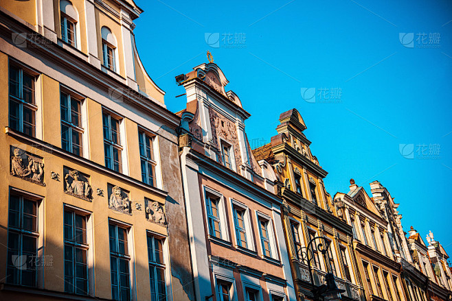 波兰波兹南老城的古建筑景观