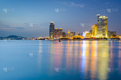 八月天蝎采集到玻璃楼