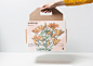 Printemps Take Away : Fictitious promotion for a restaurant company called Lateral, which takes place in spring season. "Printemps", spring in french, it's a set of different packagings that facilitate the transport and consumption of the broche