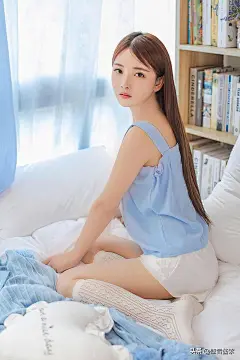 HD高清全面屏手机锁屏壁纸：蓝色妖姬啊-今日头条