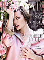 Harper's Bazaar Russia December 2013 Milla Jovovich #杂志封面# #平面设计# #排版#
