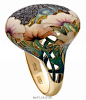 即使看起来很简单的首饰，也可以做成一件艺术品，每个元素和形状都是有意义的，都有其存在的缘由。俄罗斯珠宝艺术设计师Ilgiz Fazulzyanov的工作室生产的“Ilgaiz F”品牌珠宝首饰产品最近获得了多个珠宝艺术领域的著名奖项，法国人和瑞士人称其为“珐琅大王”，其作品在佳士得拍卖。@北坤人素材