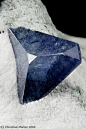 benitoite. hexagonal ditrigonal dipyramidal | GEMS - Benitoite