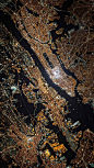 从国际空间站看纽约市 (© NASA Photo/Alamy)

2020-01-27

 1998