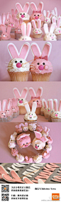 #DIY分享##DIY手工#Hey Everybunny…粉嫩嫩超可爱的小兔子们~都不忍下嘴啦！非常有创意的cupcake裱花装饰哦~
