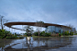 海口西秀公园游客中心 / MUDA慕达建筑 : 传统坡屋顶的镜像